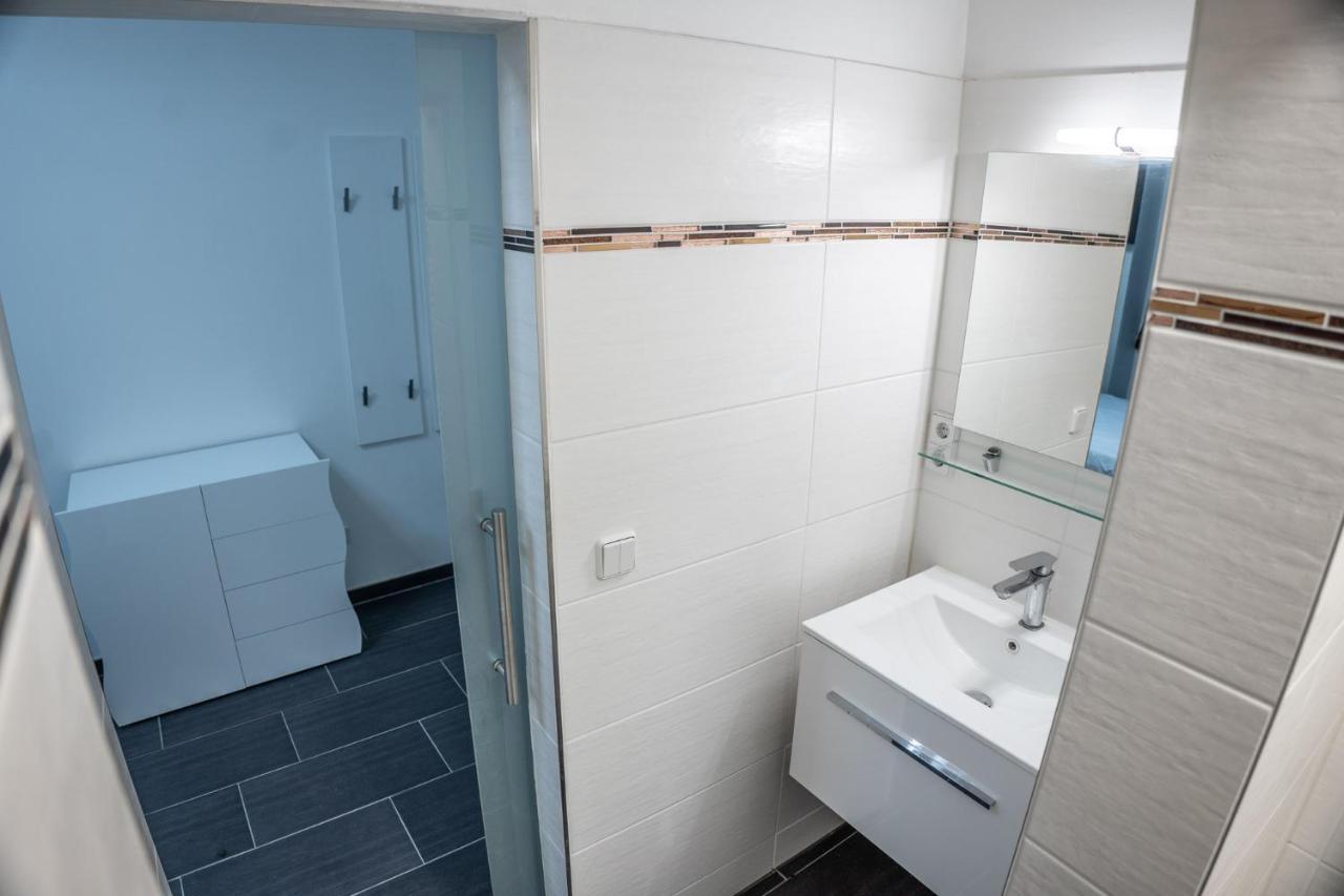 One Way Apartment Берлин Экстерьер фото