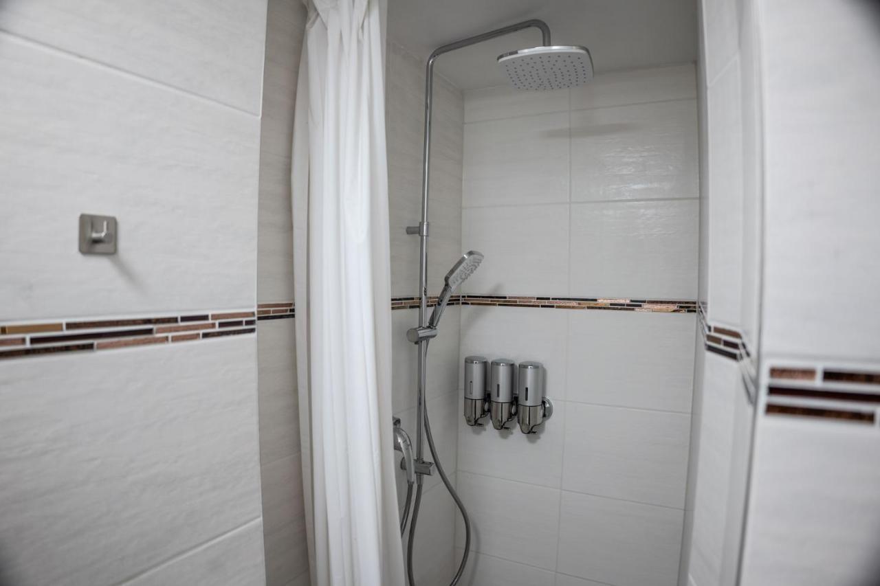 One Way Apartment Берлин Экстерьер фото
